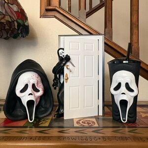 Scream 7 AMC Ghostface popcorn bucket + cup set!